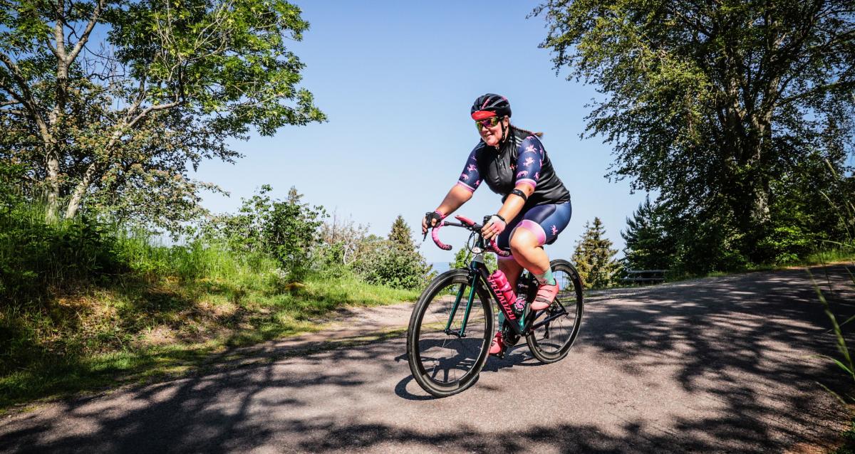 Independent cycling clothing best sale brands